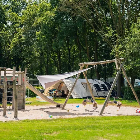 Water Cube Deluxe 6 Persons #507 * Maasbree